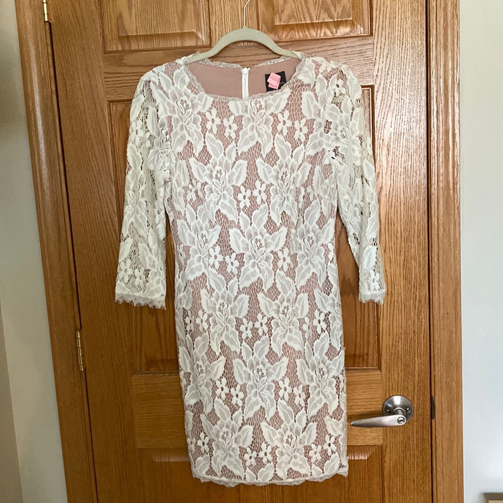 Adrianna Papell White Lace Dress